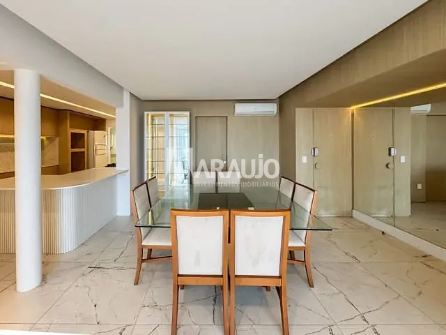Apartamento 3 quartos e 2 banheiros, à venda, no bairro Centro em Itajaí