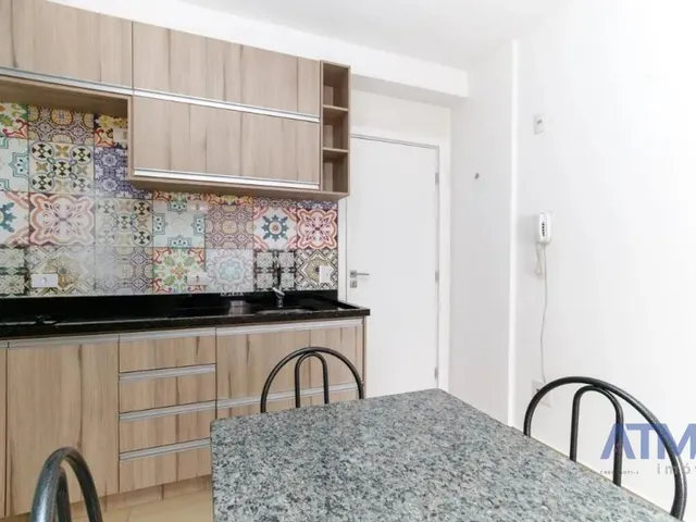Apartamento 1 quarto e 1 banheiro, para alugar, no bairro Portão em Curitiba