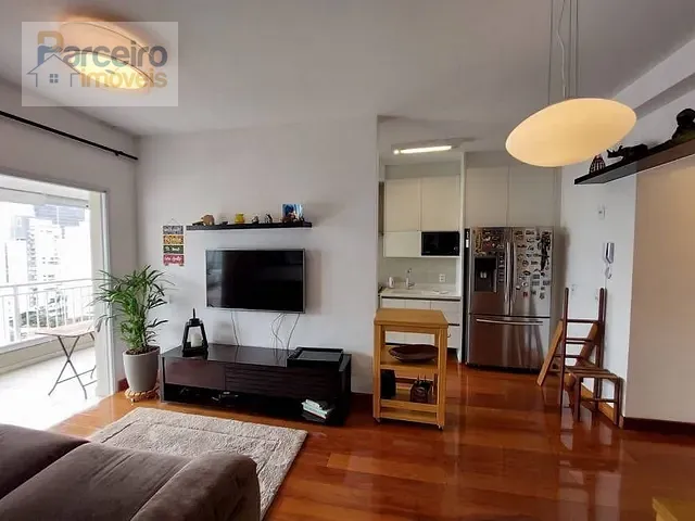 Apartamento com 70m² 2 quartos e 2 banheiros, à venda, no bairro Pinheiros em São Paulo