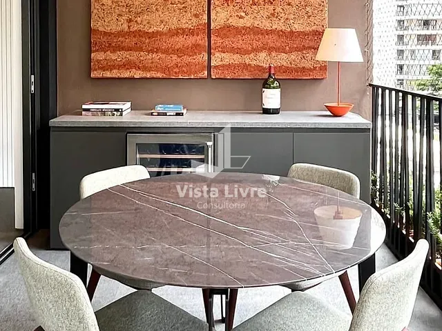 Apartamento com 270m² 3 quartos e 5 banheiros, à venda, no bairro Itaim Bibi em São Paulo