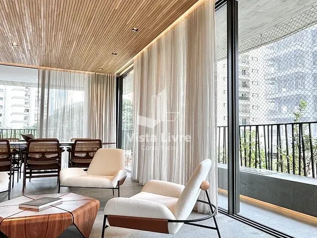 Apartamento com 270m² 3 quartos e 5 banheiros, à venda, no bairro Itaim Bibi em São Paulo