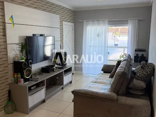 Apartamento com 80m² 2 quartos e 2 banheiros, à venda, no bairro Meia Praia em Navegantes