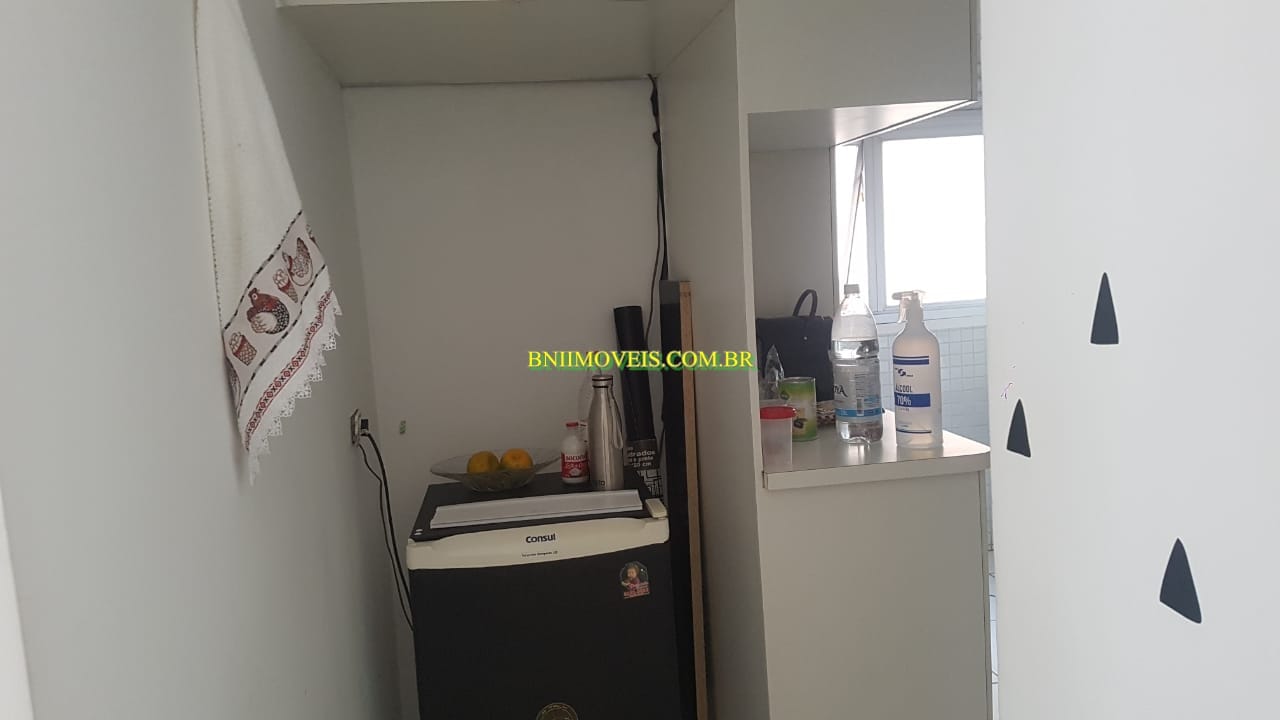 Apartamento à venda com 1 quarto, 50m² - Foto 9