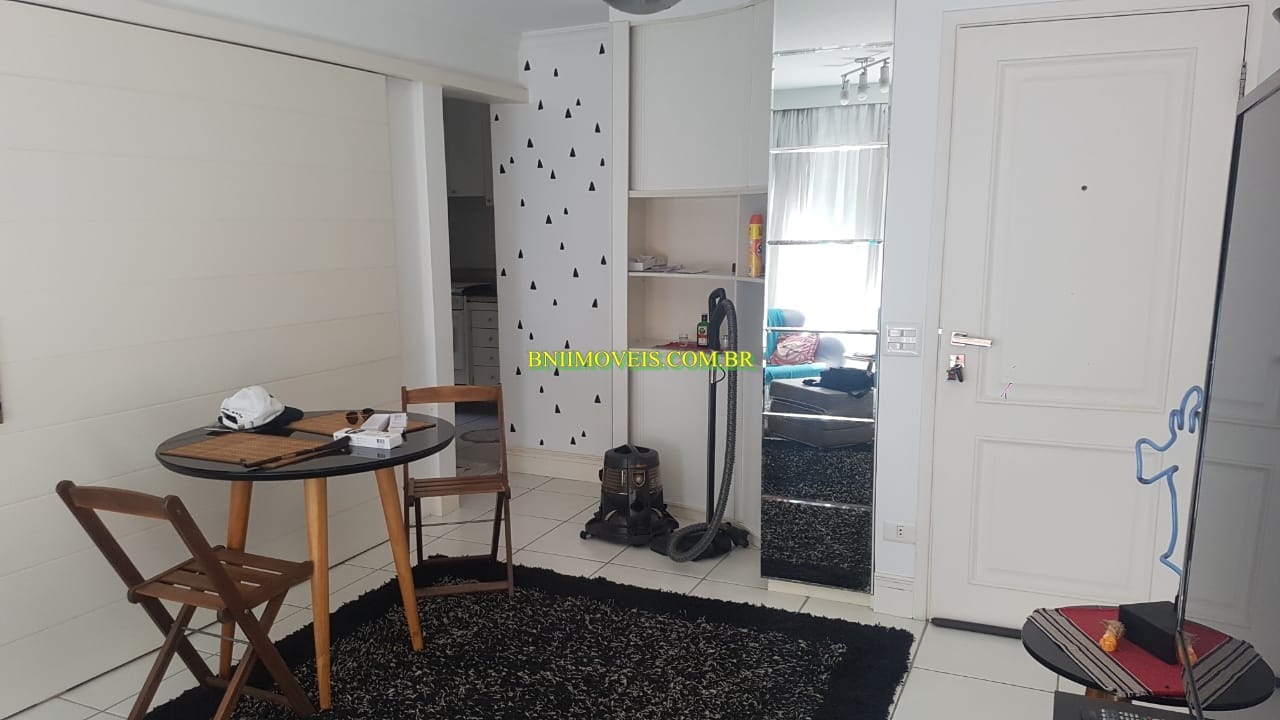 Apartamento à venda com 1 quarto, 50m² - Foto 5