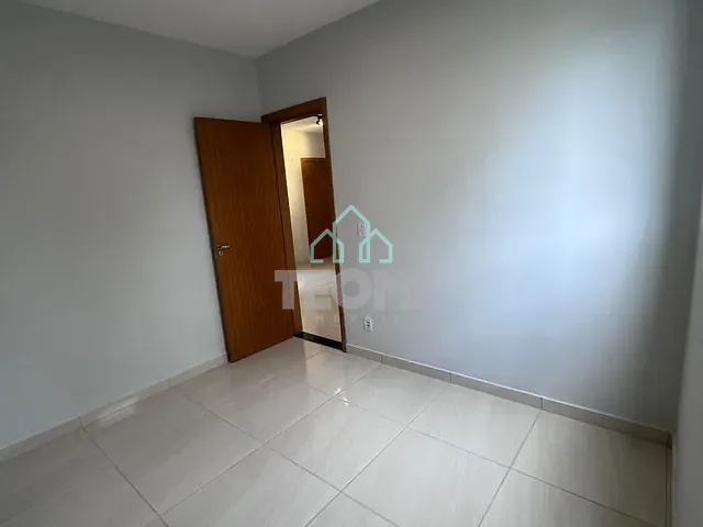 Apartamento com 45m² 2 quartos e 1 banheiro, à venda, no bairro Jardim Gurilândia em Taubaté