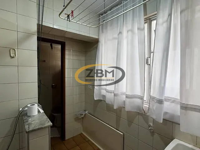 Apartamento com 106m² 3 quartos e 2 banheiros, à venda, no bairro Centro em Londrina