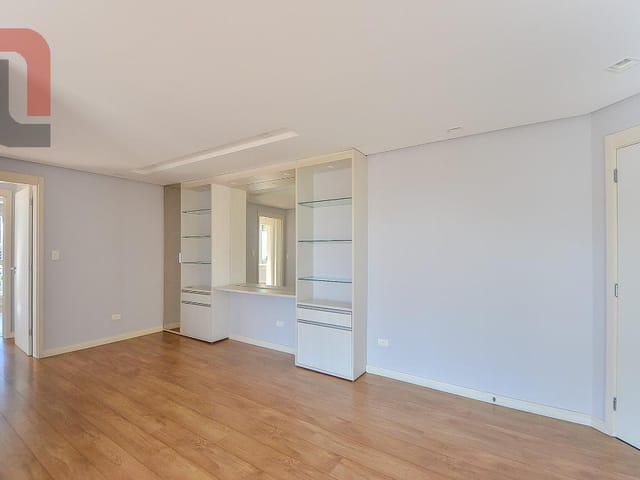 Apartamento 3 quartos e 2 banheiros, à venda, no bairro Portão em Curitiba