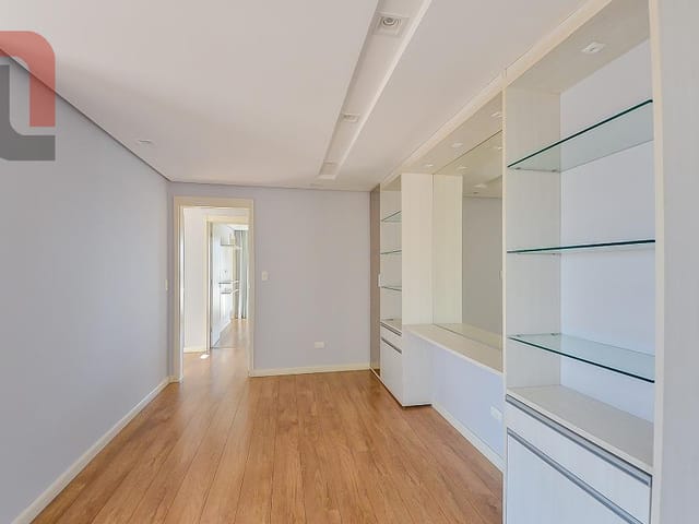 Apartamento 3 quartos e 2 banheiros, à venda, no bairro Portão em Curitiba