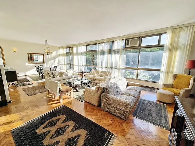 Apartamento com 201m² 4 quartos e 4 banheiros, à venda, no bairro Lagoa em Rio de Janeiro