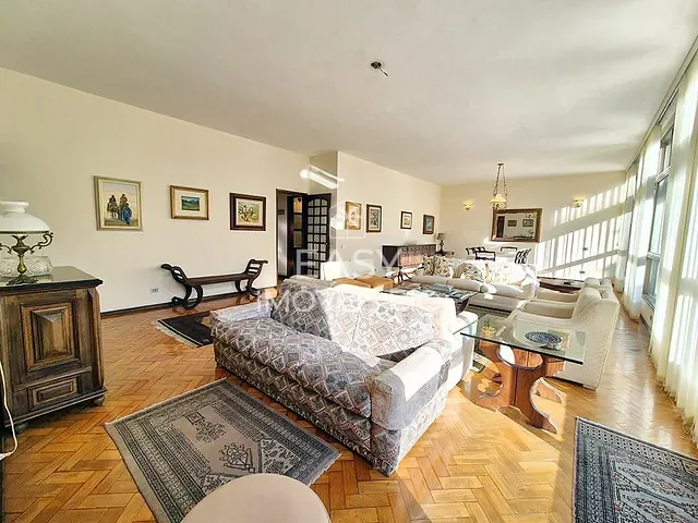 Apartamento com 201m² 4 quartos e 4 banheiros, à venda, no bairro Lagoa em Rio de Janeiro