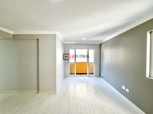 Apartamento com 128m² 3 quartos e 2 banheiros, à venda, no bairro Centro em Londrina