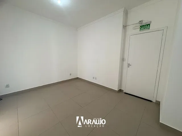Apartamento 2 quartos e 1 banheiro, para alugar, no bairro Centro em Navegantes