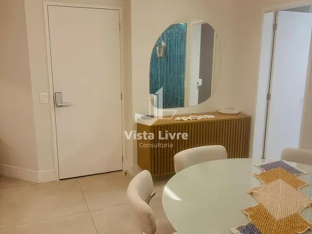 Apartamento com 100m² 3 quartos e 2 banheiros, à venda, no bairro Vila Ipojuca em São Paulo