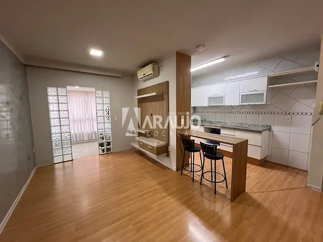 Apartamento 2 quartos e 1 banheiro, para alugar, no bairro Fazenda em Itajaí