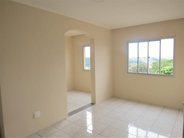 Apartamento com 96m² 2 quartos e 1 banheiro, à venda, no bairro Uvaranas em Ponta Grossa