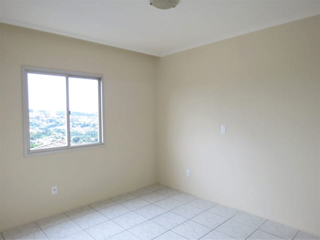 Apartamento com 96m² 2 quartos e 1 banheiro, à venda, no bairro Uvaranas em Ponta Grossa