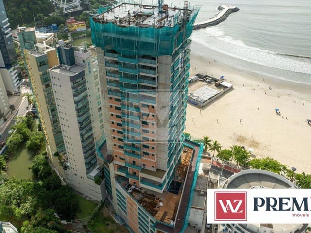 Apartamento 4 quartos e 5 banheiros, à venda, no bairro Centro em Balneário Camboriú