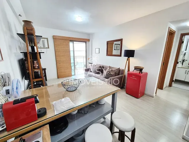 Apartamento com 50m² 1 quarto e 1 banheiro, à venda, no bairro Ipanema em Rio de Janeiro
