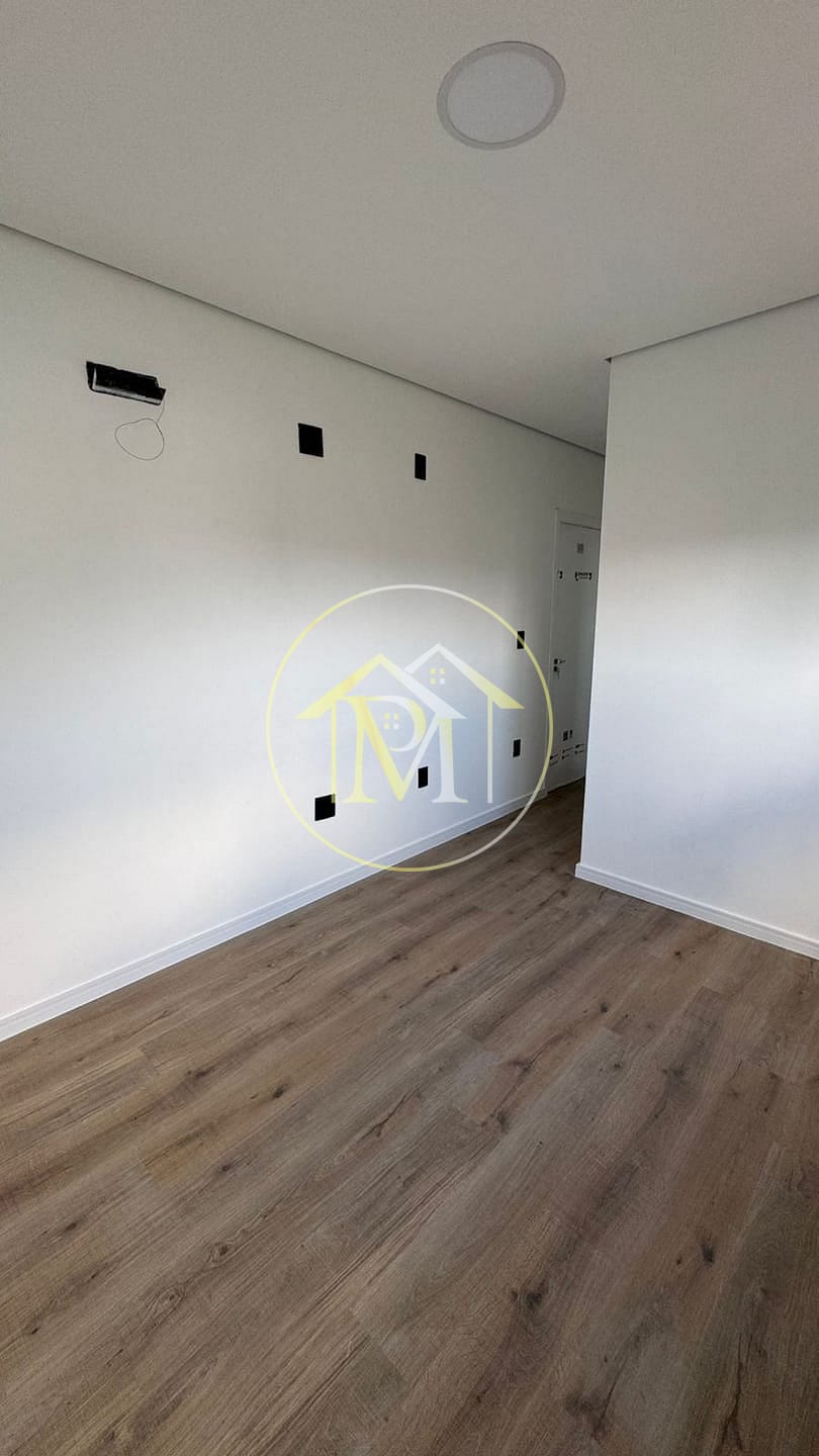 Apartamento para alugar com 3 quartos, 82m² - Foto 2