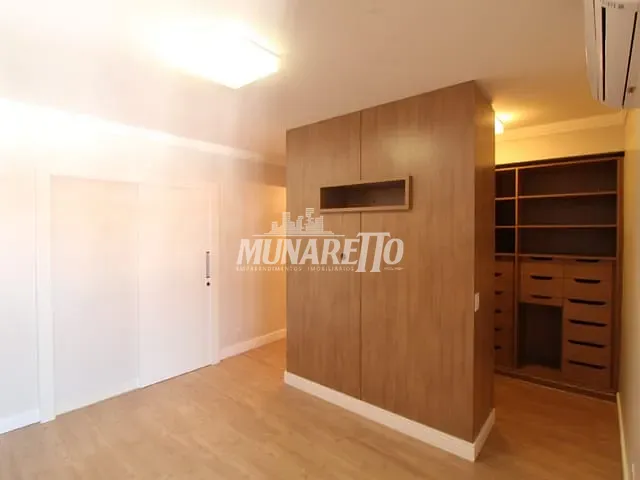Apartamento com 279m² 3 quartos e 2 banheiros, à venda, no bairro Centro em Concórdia