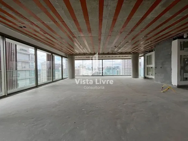 Apartamento com 403m² 3 quartos e 3 banheiros, à venda, no bairro Itaim Bibi em São Paulo