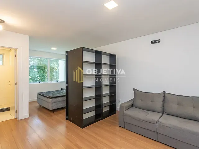 Apartamento 1 quarto e 1 banheiro, para alugar, no bairro Centro Histórico em Porto Alegre