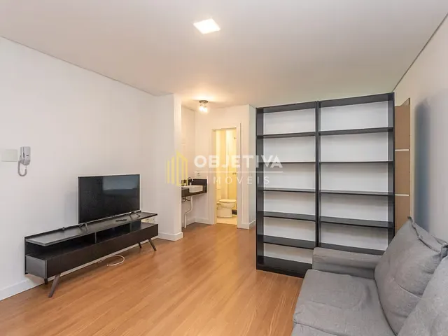 Apartamento 1 quarto e 1 banheiro, para alugar, no bairro Centro Histórico em Porto Alegre