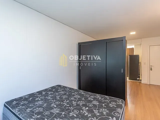 Apartamento 1 quarto e 1 banheiro, para alugar, no bairro Centro Histórico em Porto Alegre