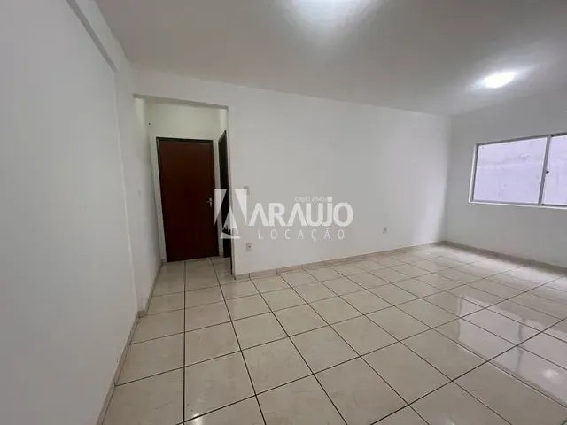 Apartamento 2 quartos e 1 banheiro, para alugar, no bairro Fazenda em Itajaí