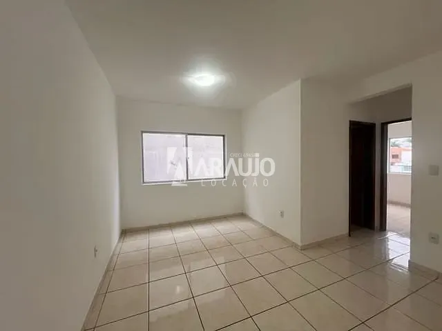 Apartamento 2 quartos e 1 banheiro, para alugar, no bairro Fazenda em Itajaí