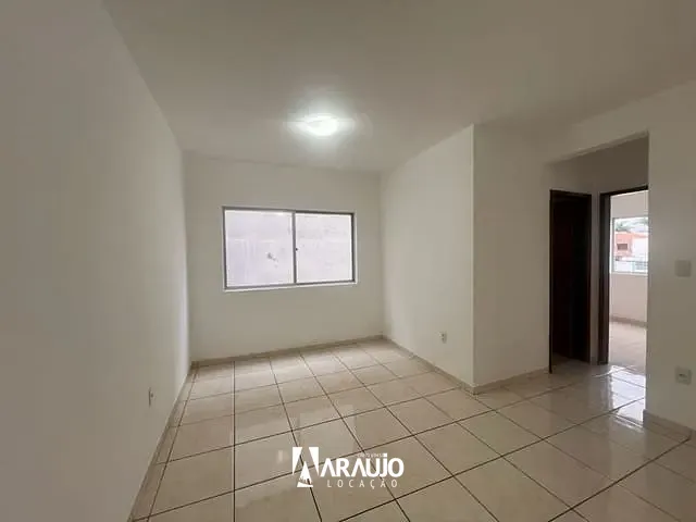 Apartamento 2 quartos e 1 banheiro, para alugar, no bairro Fazenda em Itajaí