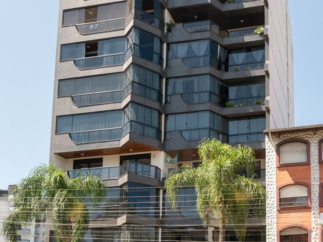 Apartamento 4 quartos e 4 banheiros, à venda, no bairro Panazzolo em Caxias do Sul