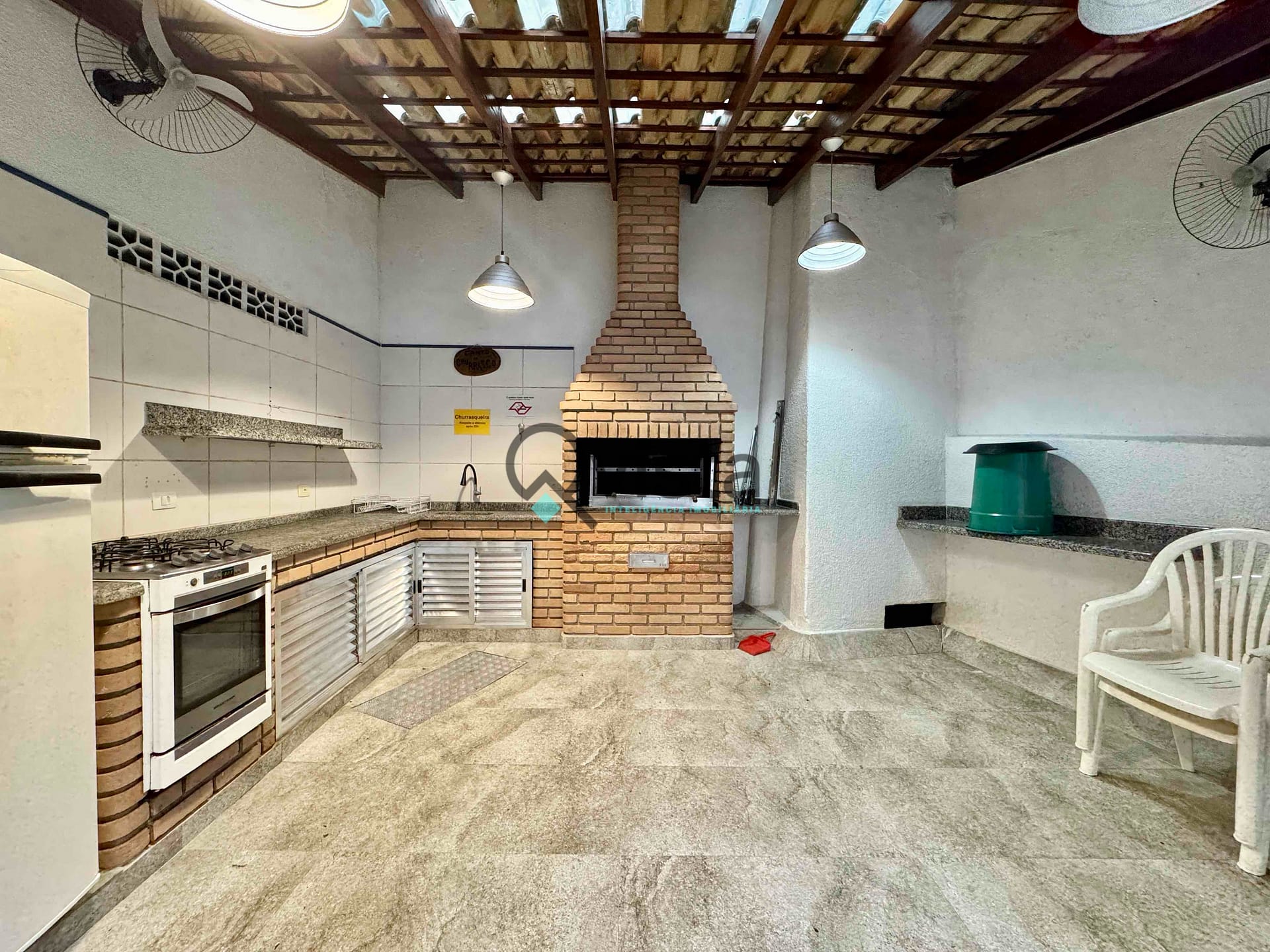 Apartamento à venda com 2 quartos, 98m² - Foto 27
