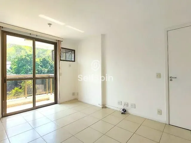 Apartamento 2 quartos e 3 banheiros, para alugar, no bairro Santa Rosa em Niterói