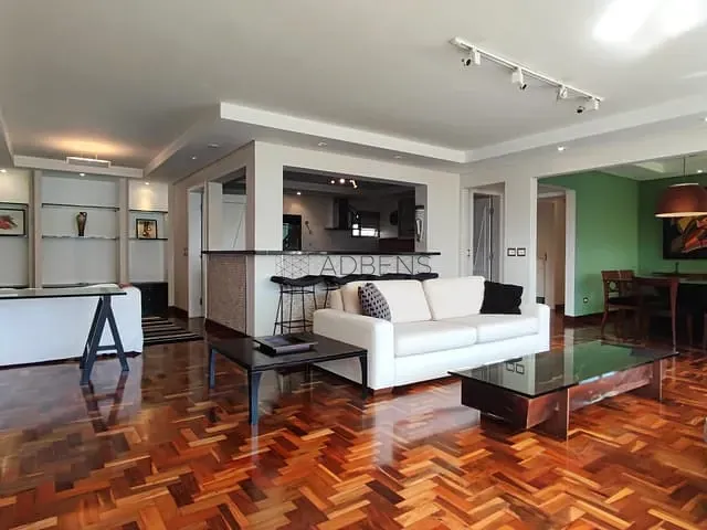 Apartamento 2 quartos e 2 banheiros, para alugar, no bairro Jardim Europa em São Paulo