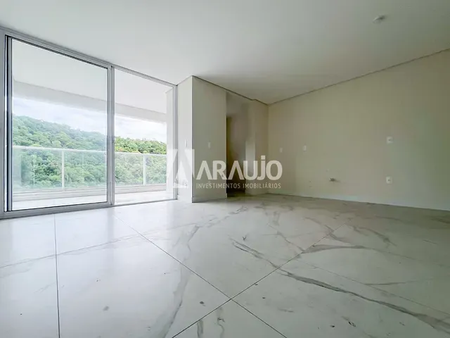 Apartamento com 97m² 2 quartos e 2 banheiros, à venda, no bairro Ressacada em Itajaí