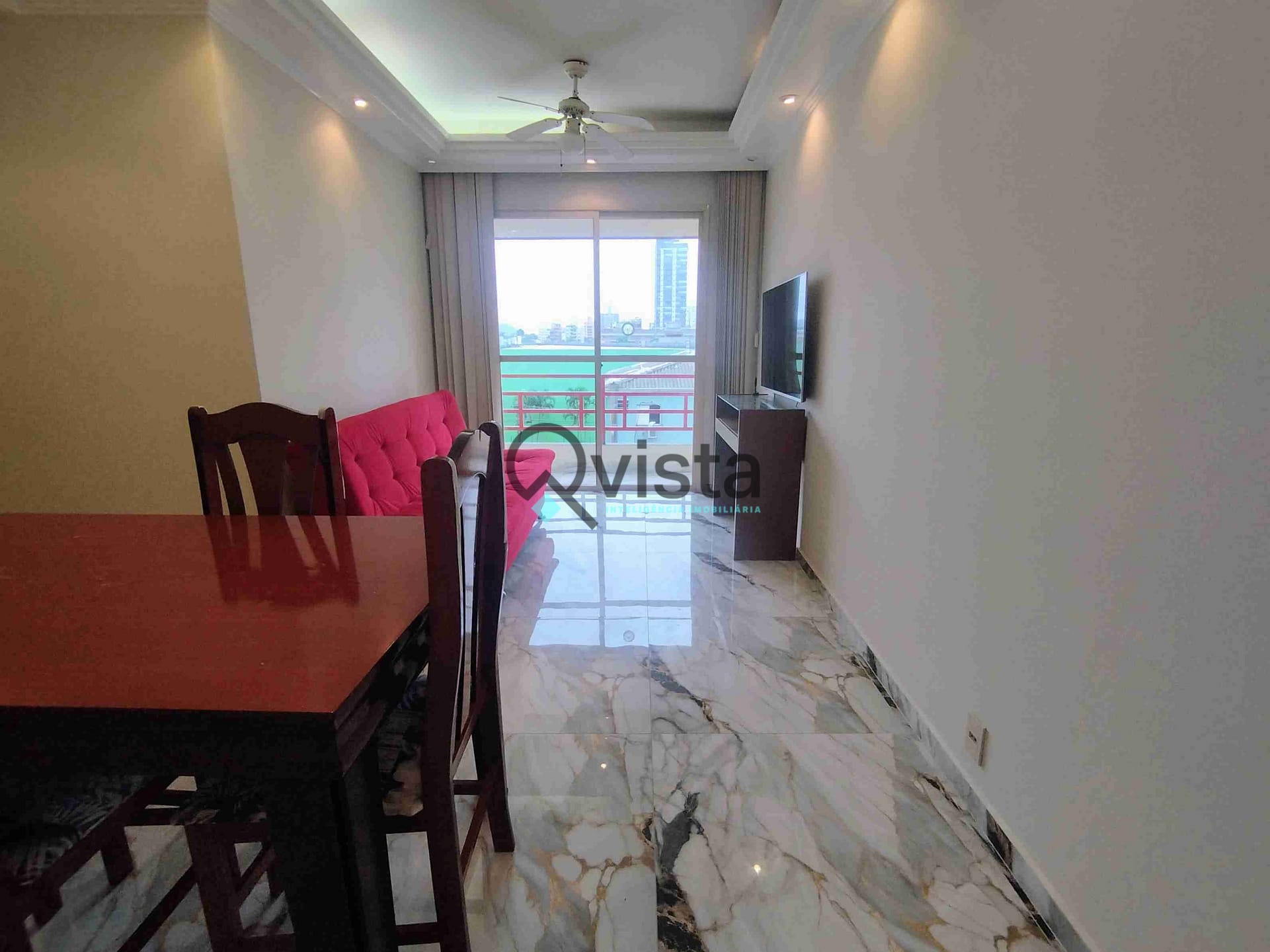 Apartamento à venda com 2 quartos, 65m² - Foto 2