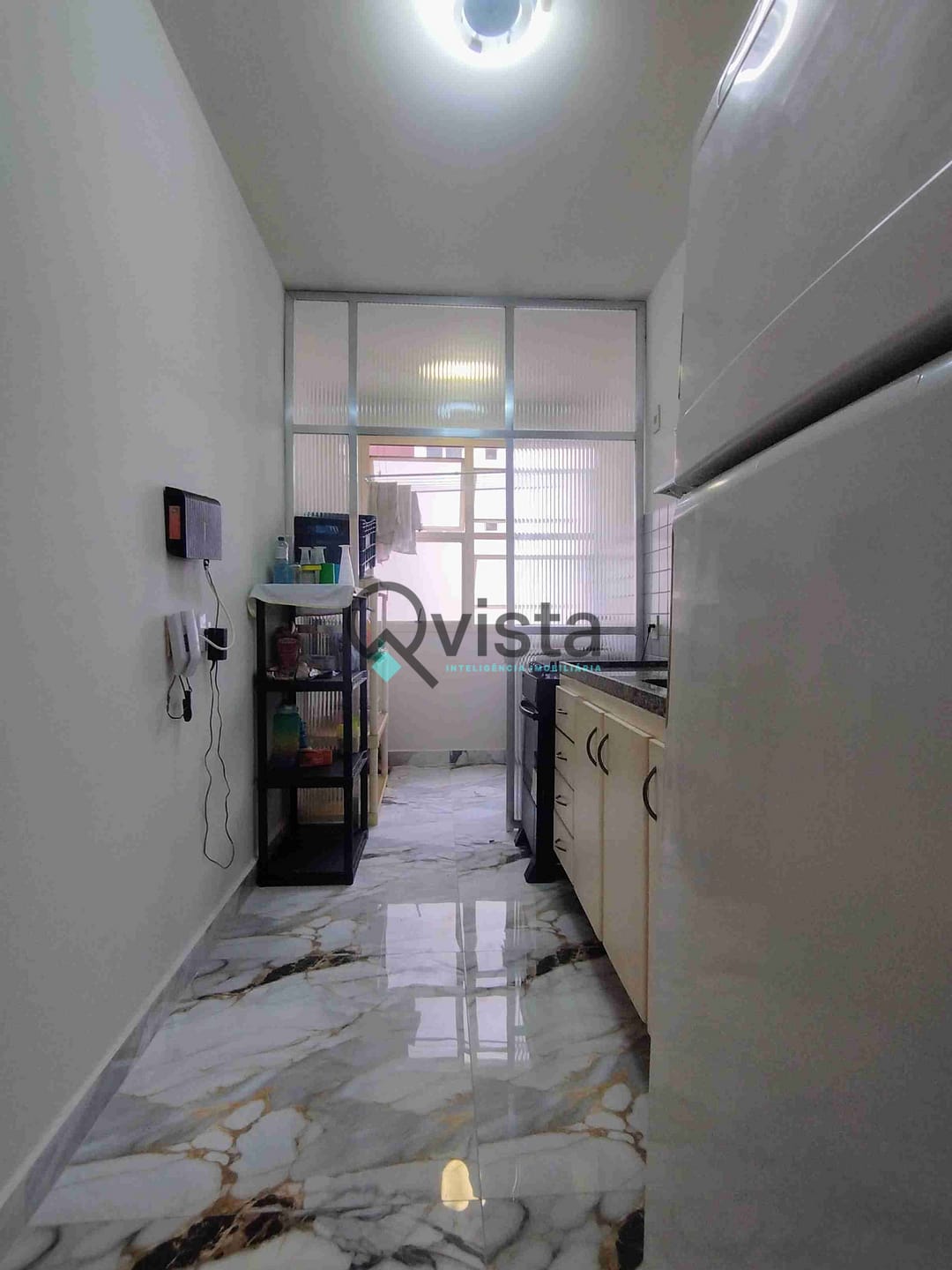 Apartamento à venda com 2 quartos, 65m² - Foto 17