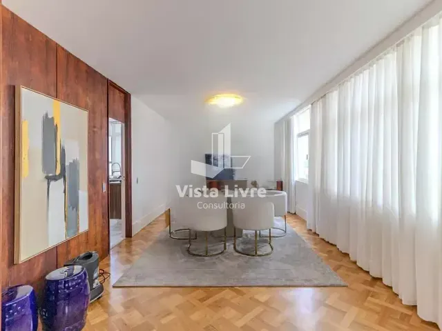 Apartamento com 262m² 4 quartos e 3 banheiros, à venda, no bairro Higienópolis em São Paulo