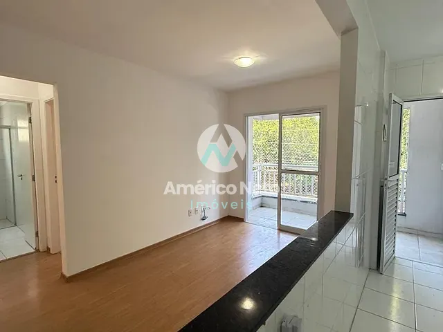 Apartamento 2 quartos e 1 banheiro, à venda, no bairro Cerâmica em São Caetano do Sul