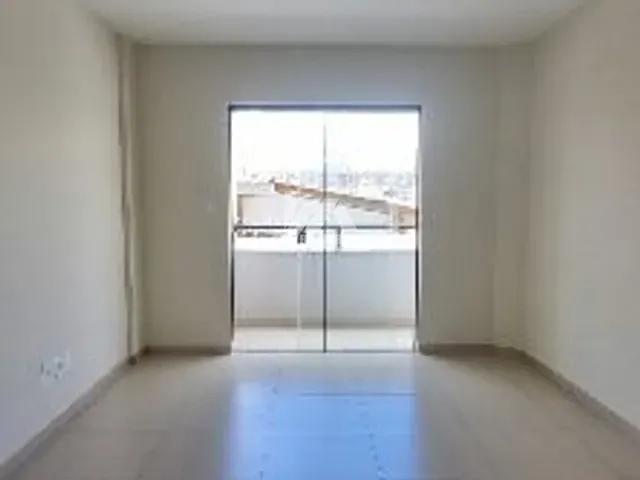 Apartamento 2 quartos e 1 banheiro, à venda, no bairro Ronda em Ponta Grossa