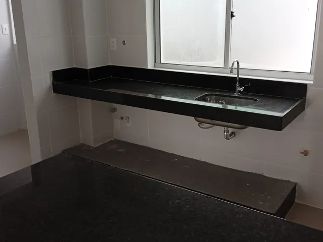 Apartamento 2 quartos e 2 banheiros, à venda, no bairro Buritis em Belo Horizonte