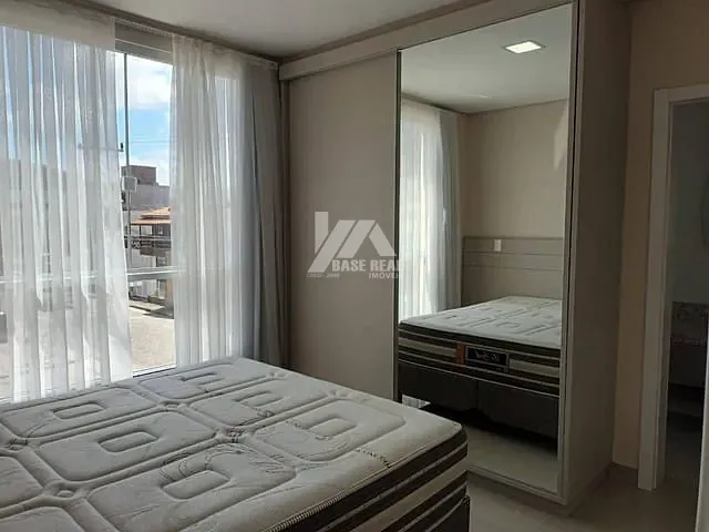 Apartamento 3 quartos e 3 banheiros, à venda, no bairro Centro em Bombinhas
