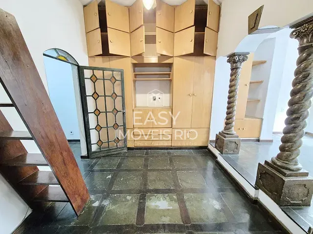 Apartamento com 57m² 1 quarto e 1 banheiro, à venda, no bairro Copacabana em Rio de Janeiro