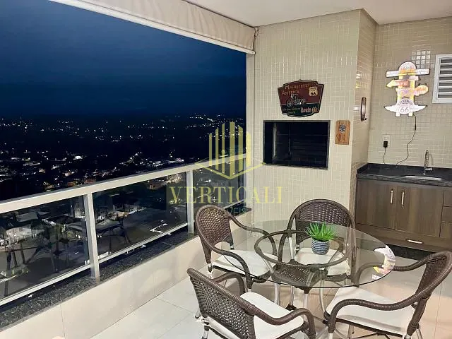 Apartamento 4 quartos e 4 banheiros, à venda, no bairro Jardim Mariana em Cuiabá