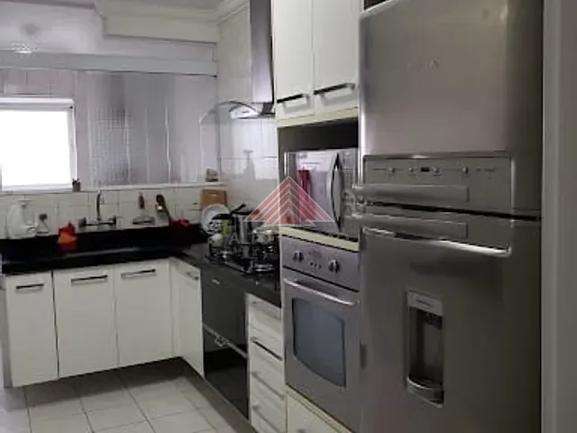 Apartamento com 72m² 2 quartos e 1 banheiro, à venda, no bairro Vila Assis Brasil em Mauá