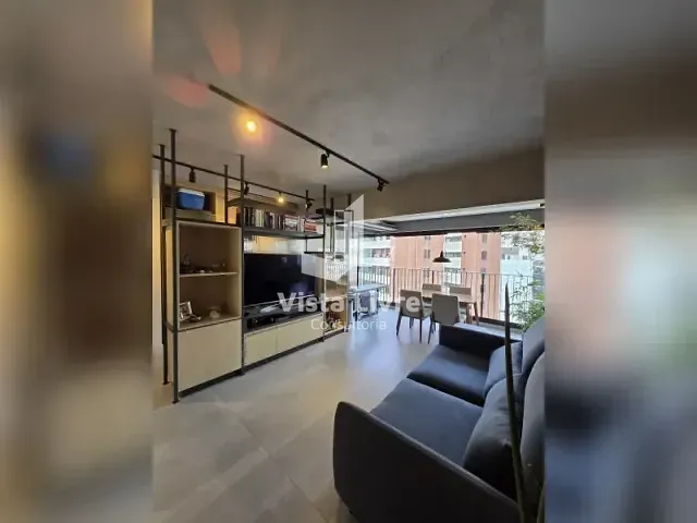 Apartamento com 81m² 3 quartos e 2 banheiros, à venda, no bairro Vila Olímpia em São Paulo