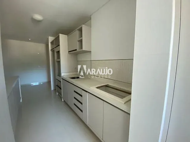 Apartamento 3 quartos e 1 banheiro, para alugar, no bairro Cabeçudas em Itajaí