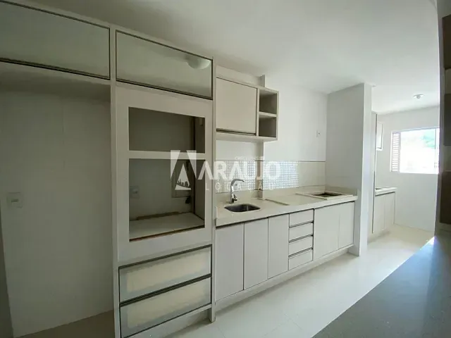 Apartamento 3 quartos e 1 banheiro, para alugar, no bairro Cabeçudas em Itajaí