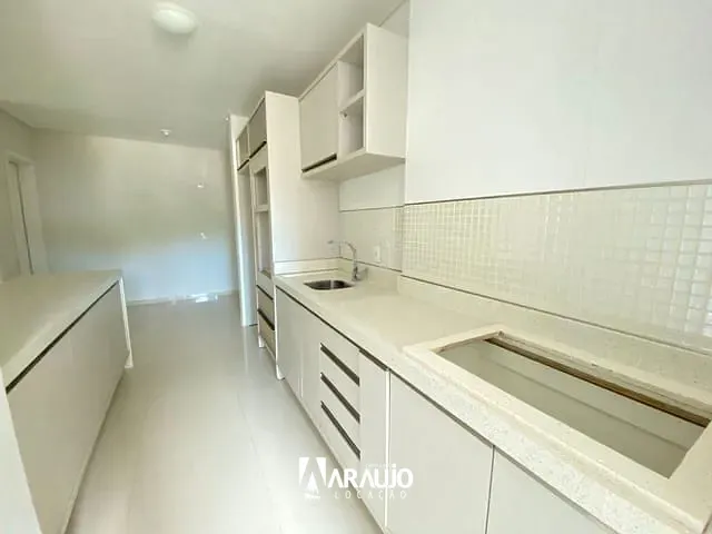 Apartamento 3 quartos e 1 banheiro, para alugar, no bairro Cabeçudas em Itajaí